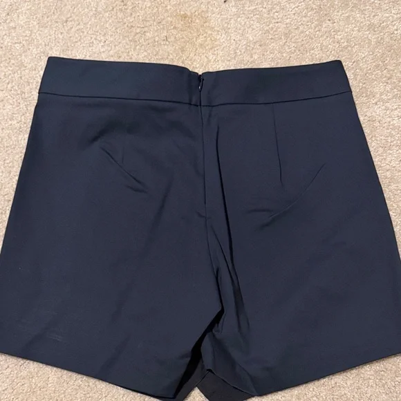 J. McLaughlin Black Skort - Picture 4 of 9